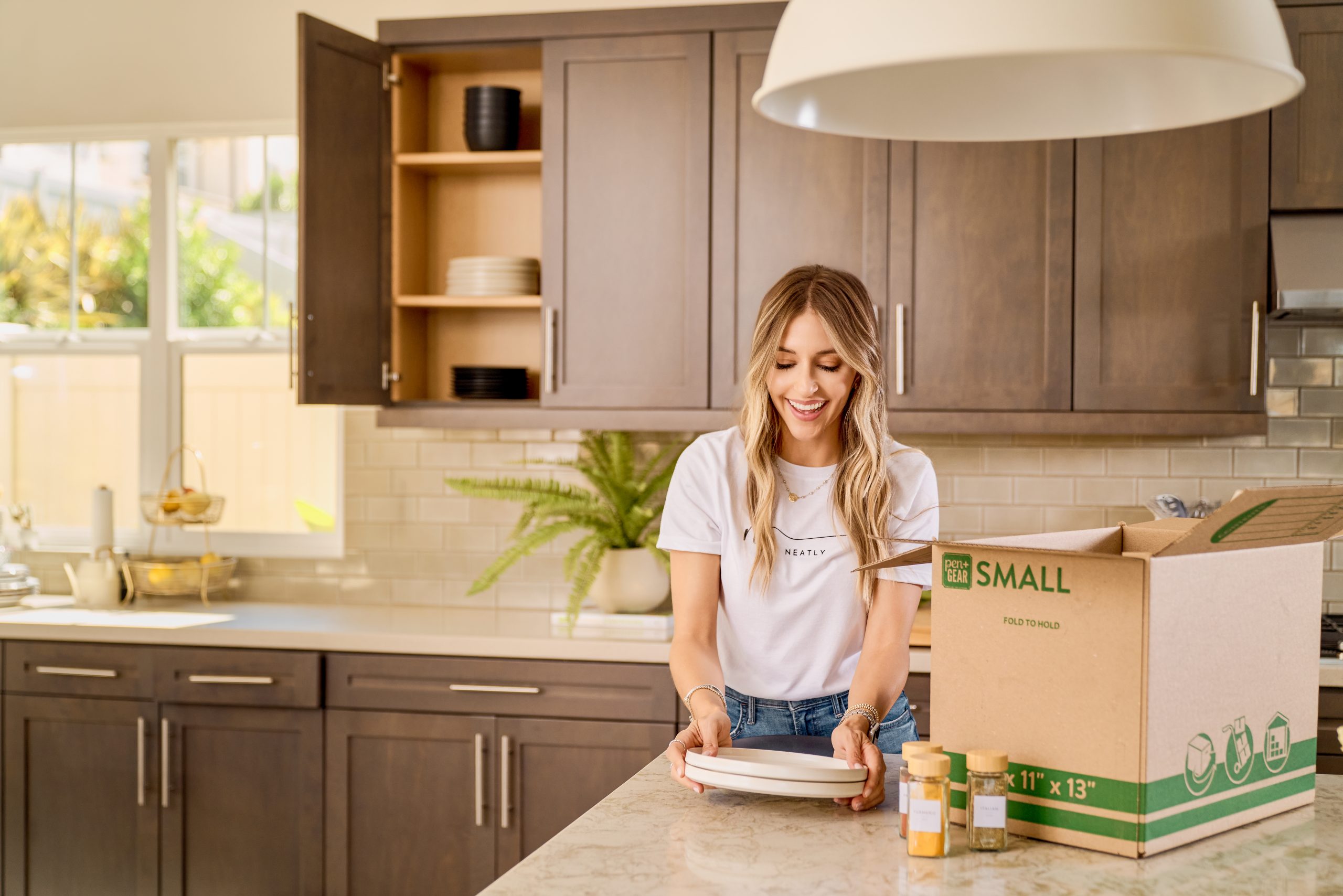 What to Expect When Hiring a Professional Organizer Near Me
