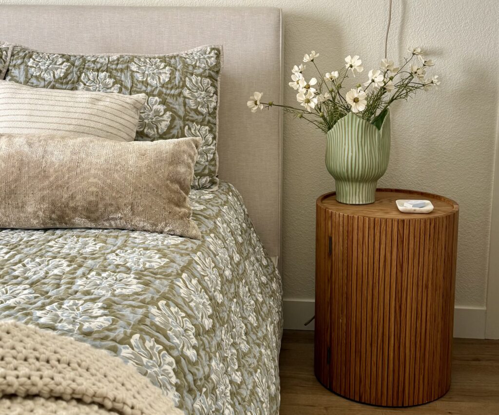 Elliot 16 inch home organizer nightstand